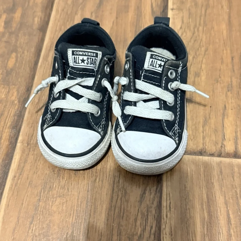 Converse All Star Black  Low Top Infant 6 Shoes